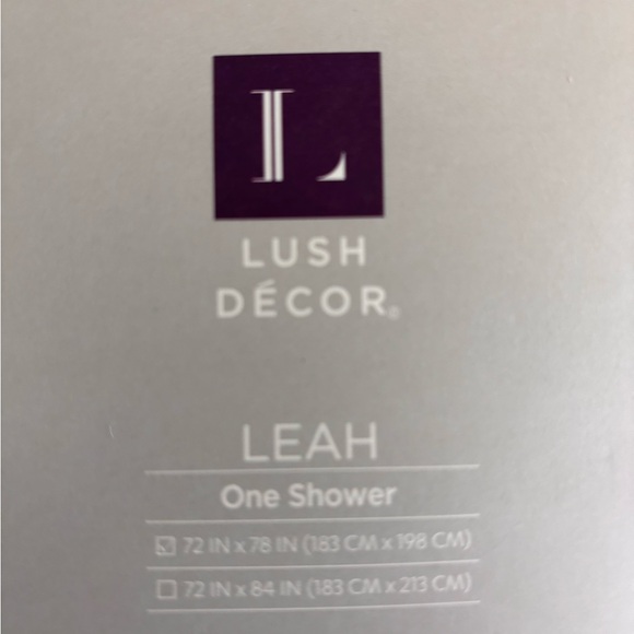 Lush Decor Leah Shower Curtain - Picture 4 of 5